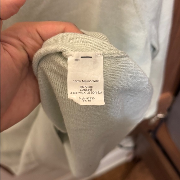 J. Crew 100% Merino Wool Crewneck Sweater - Picture 2 of 2